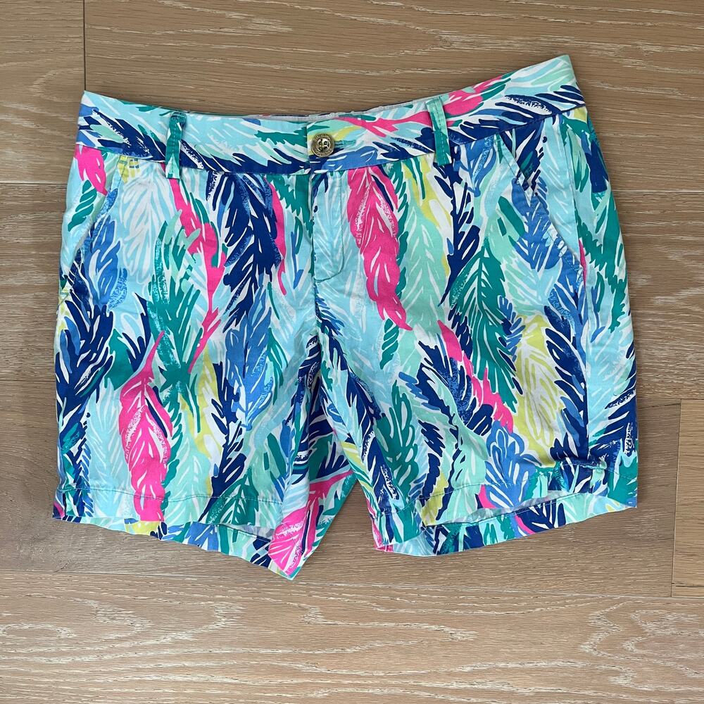 Lilly Pulitzer The Jayne Shorts in Light as a Feather